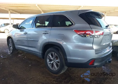 2015 Toyota Highlander Le Plus V6 z USA, uszkodzony, nr VIN 5TDZKRFH2FS058961